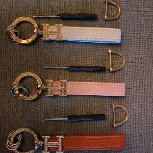Letter H keychain with rhinestones with letter strap